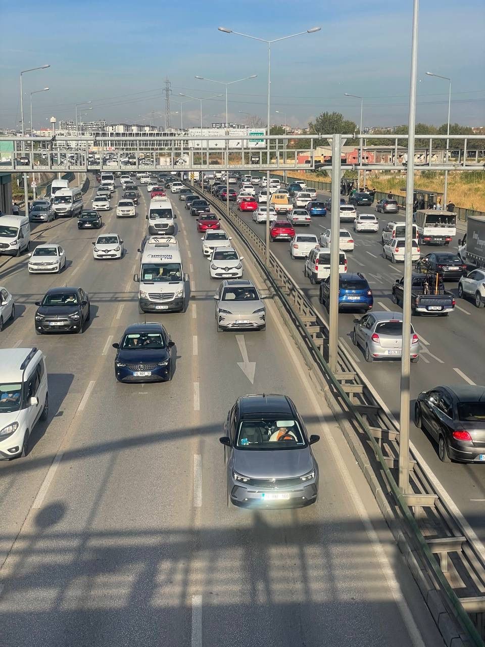 Okullar açıldı, Bursa trafiğinde yoğunluk yaşandı