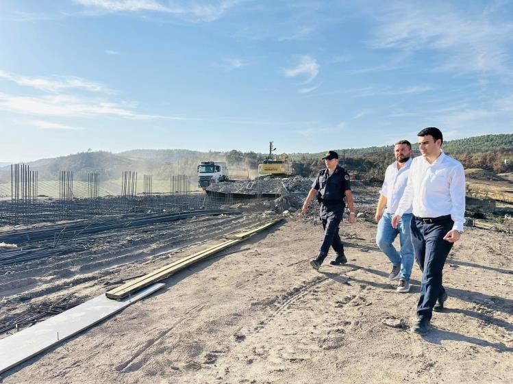 Yangın bölgesinde çalışmalar devam ediyor