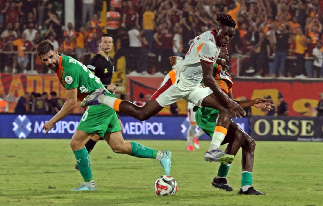 Galatasaray’dan ligde üst üste 15. galibiyet
