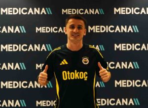 Kerem Aktürkoğlu sağlık kontrolünden geçti