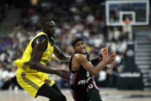 Fenerbahçeli Jilson Bango’nun ön çapraz bağında yırtık tespit edildi