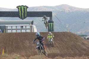 MX2 Dünya Gençler Motokros Şampiyonası final 2. yarışında şampiyon Langenfelder Simon