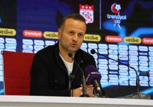 Osman Zeki Korkmaz: "Sivasspor’un hedefi her zaman bellidir"