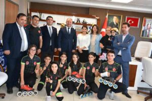 Speed Skating spor kulübü yönetiminden Çakmur’a ziyaret