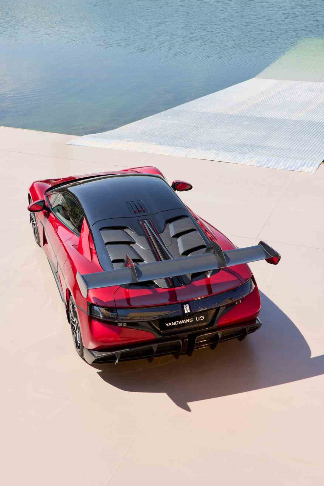 BYD Türkiye, yüzen ve zıplayabilen araçlarıyla teknoloji şovu yaptı