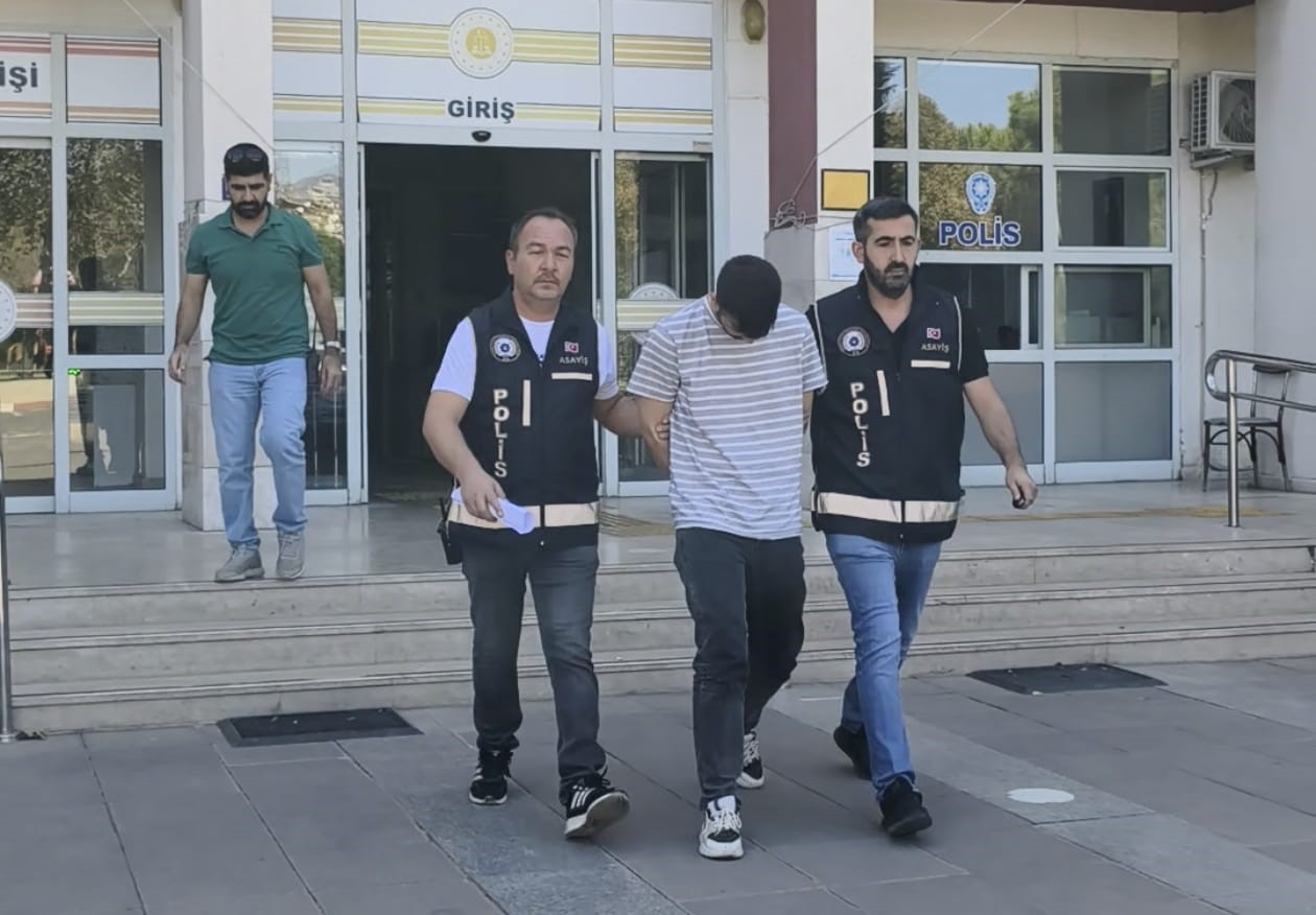 Kendini polis olarak tanıtıp yaşlı vatandaşları dolandıran şüpheli Nazilli’de yakalandı