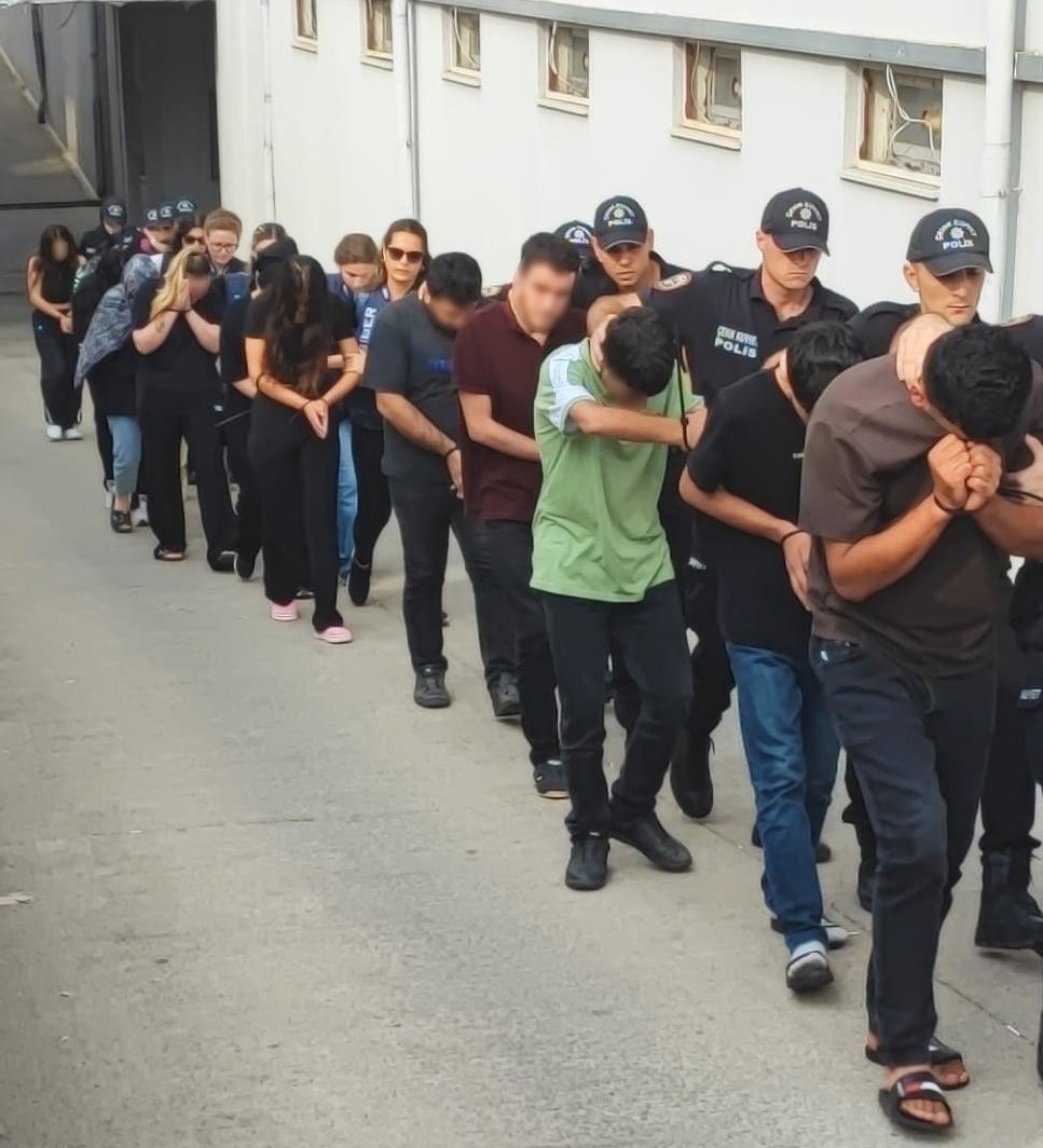 Bahis şebekesi adliyeye sevk edildi:  Günlük 24 milyon lira kazanıp kriptoya çevirmişler