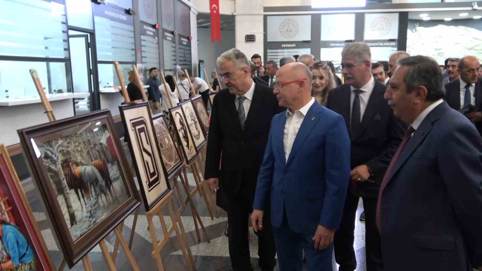 Bursa’da yükümlülerin el becerileri sergilendi