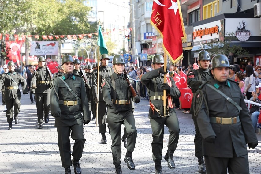 Edremit’in kurtuluş coşkusu