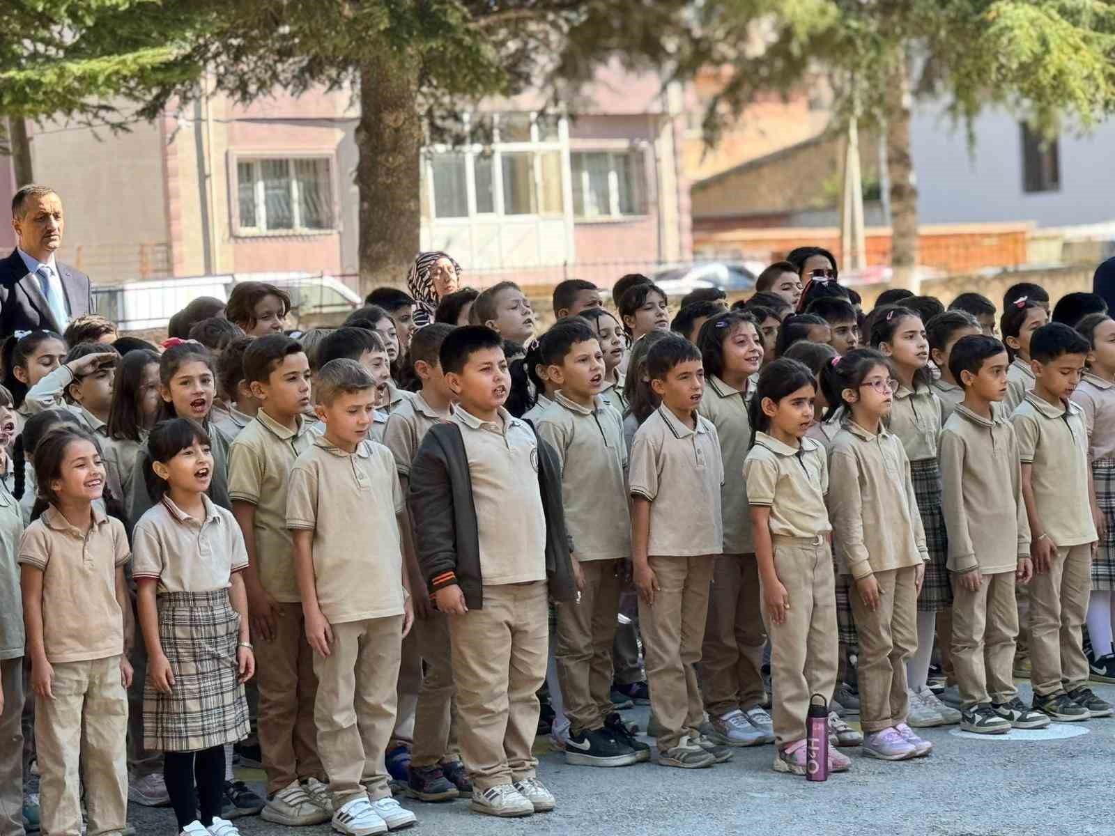 İlköğretim Haftası coşkuyla kutlandı