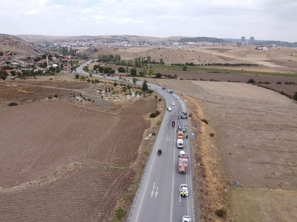 Çekerek’te trafik kazası 1 ölü 3 yaralı