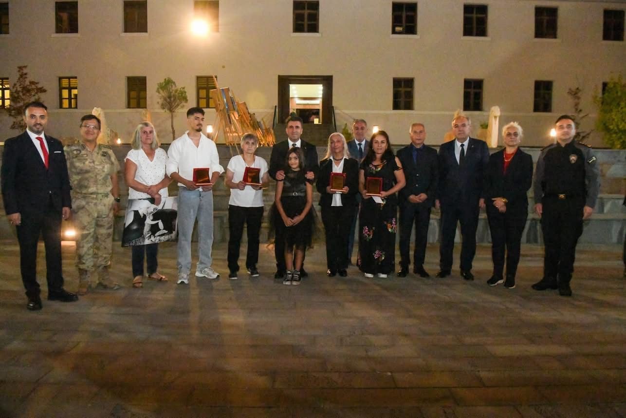 Tunceli’de yılın ahisi, kalfası ve çırağına ödülleri verildi