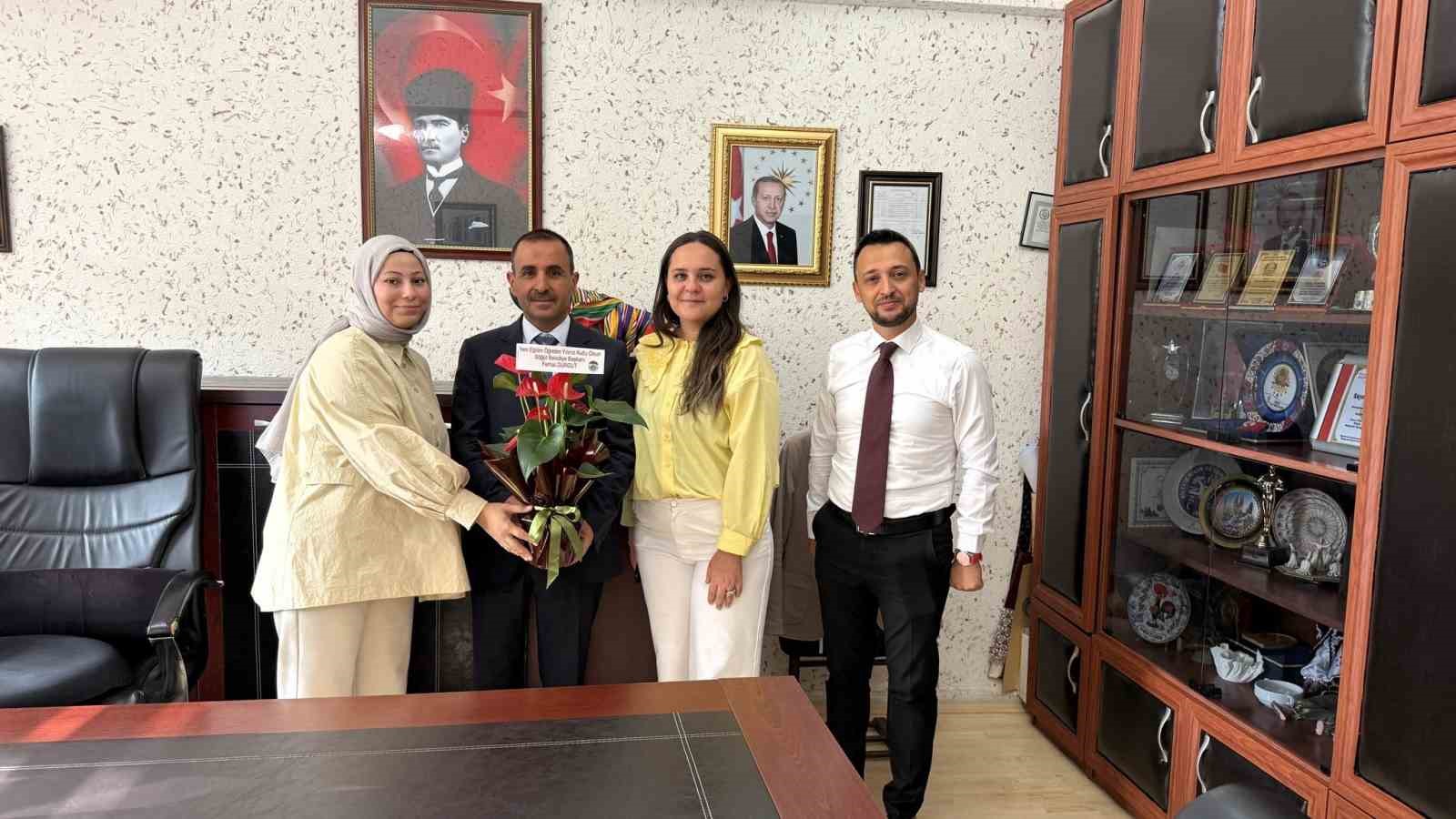 Başkan Durgut öğrencilerle bir araya geldi