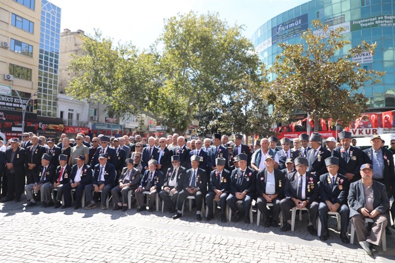 Gaziler Günü Coşkusu Cumhuriyet Meydanı’nda yaşandı