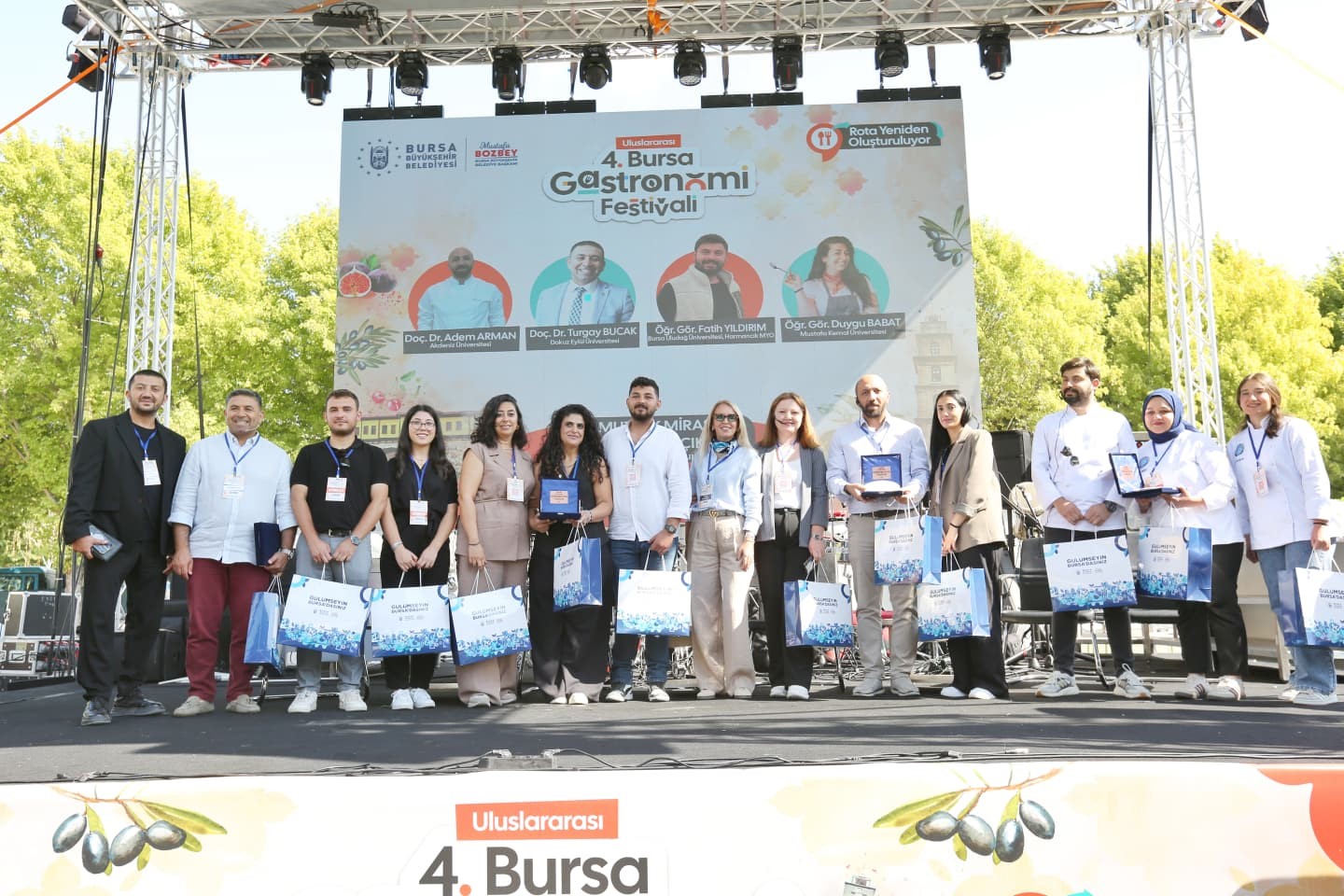 Bursa’nın gastronomi şölenine usta şeflerden tam not