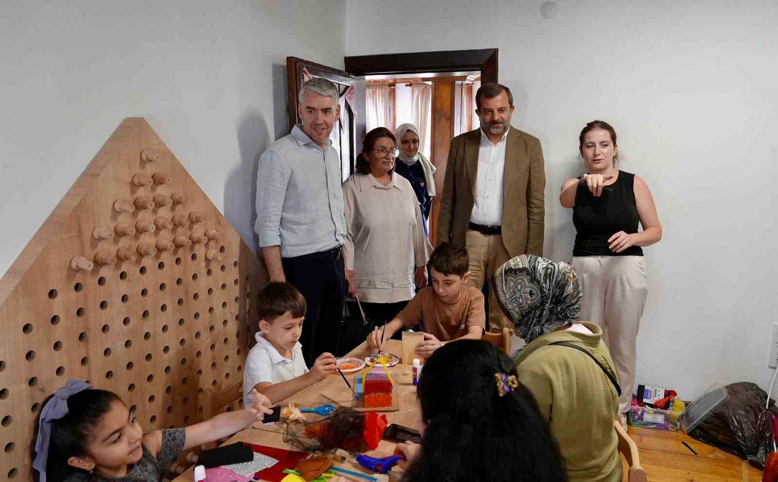 Gürsu’nun çocukları ve annelerine özel eğitim