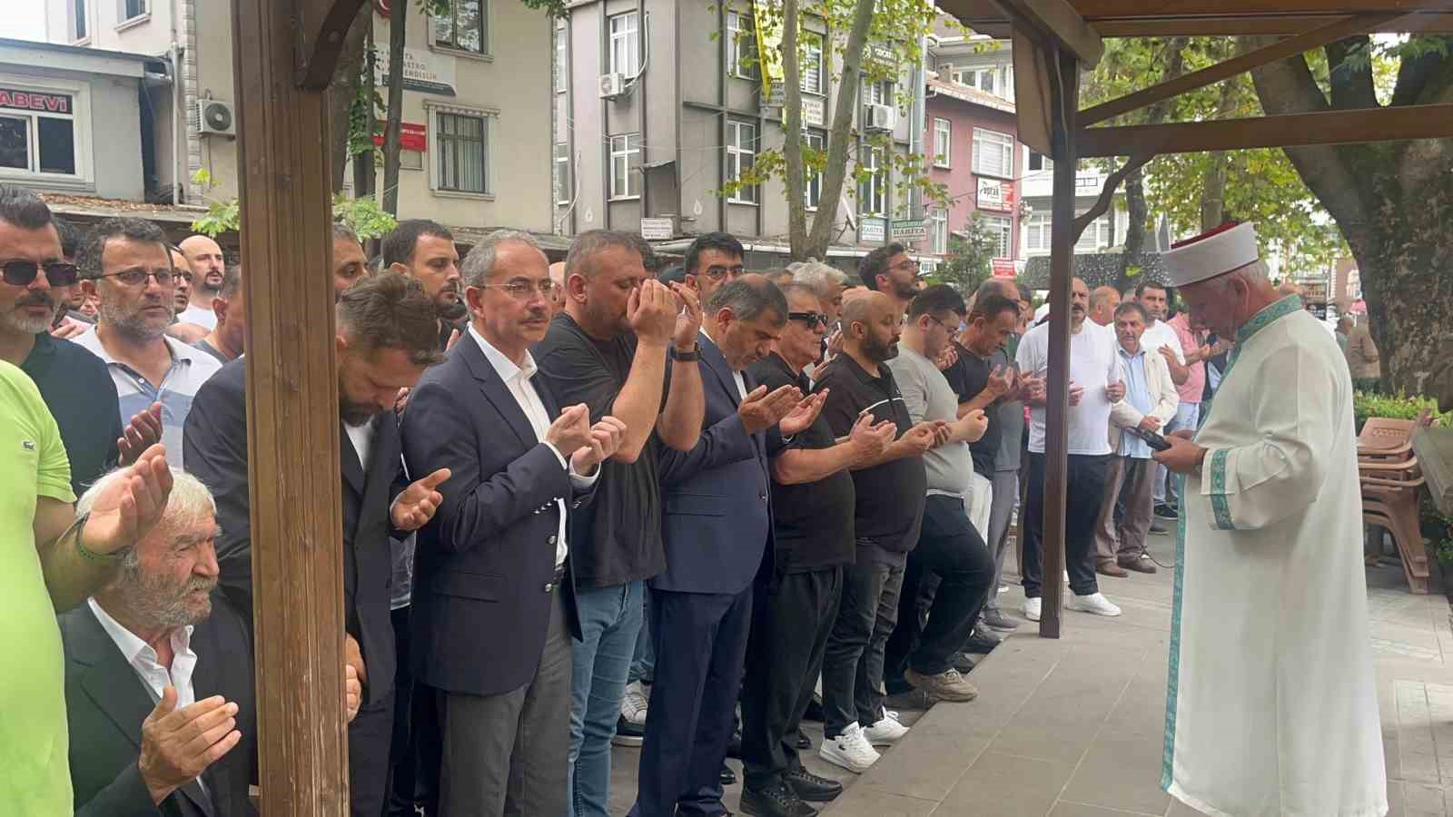 Silahlı kavgada hayatını kaybeden taraftar son yolculuğuna uğurlandı
