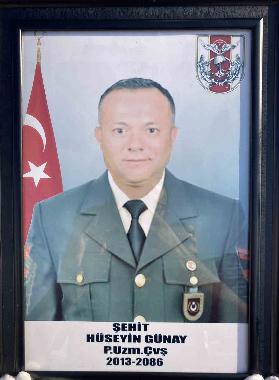 Şehit uzman çavuş son yolculuğuna uğurlandı