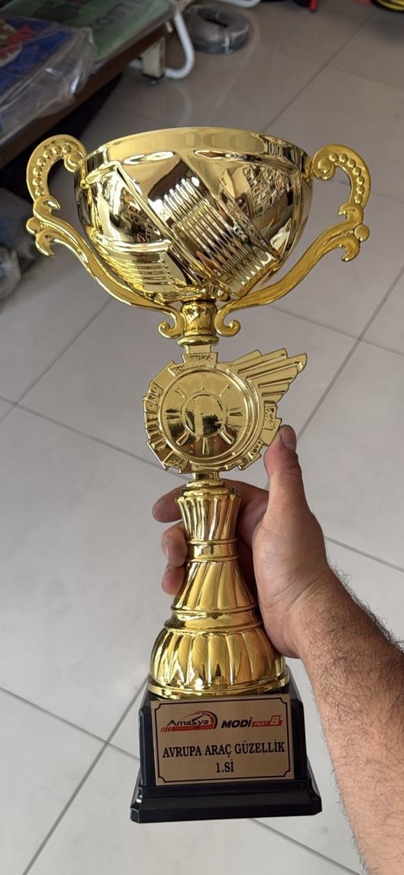 Türkiye’de tek olsun istedi ödüle doymadı
