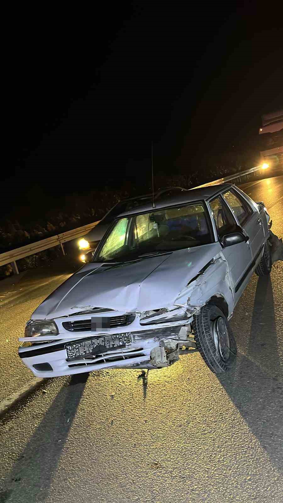 Bursa’da bariyere çarpan sürücü yaralandı