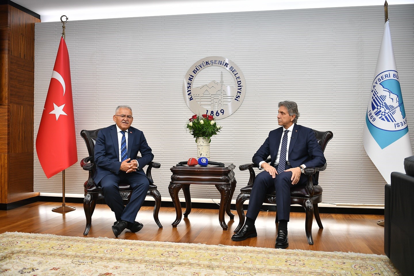 Başkan Büyükkılıç, AK Parti Genel Başkan Yardımcısı Demir’i ağırladı
