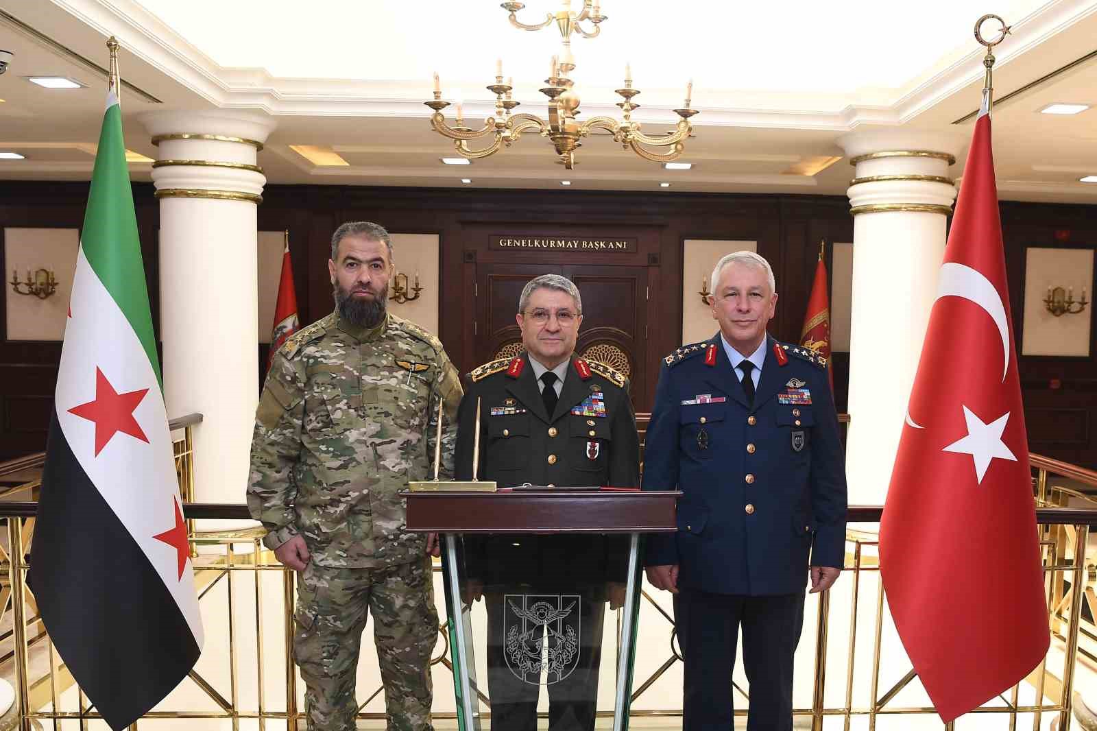 Genelkurmay Başkanı Orgeneral Bayraktaroğlu, Suriye Hava Kuvvetleri Komutanı Hawary’i kabul etti