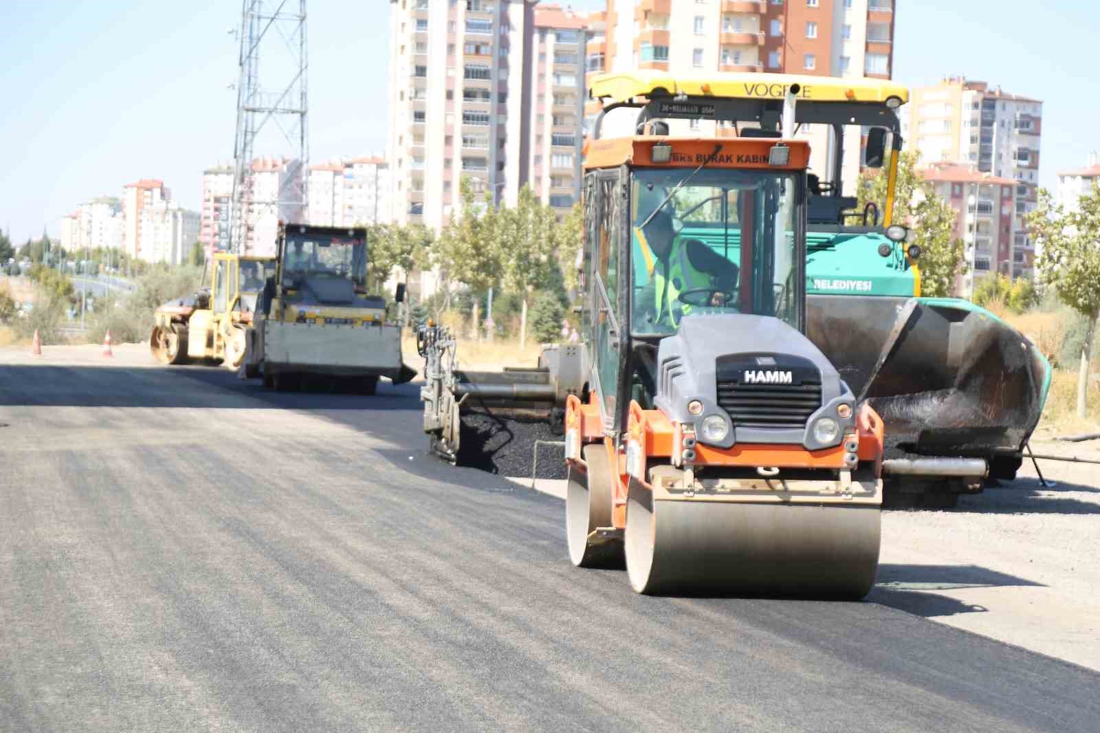 Esentepe mahallesinde asfalt çalışması yapıldı