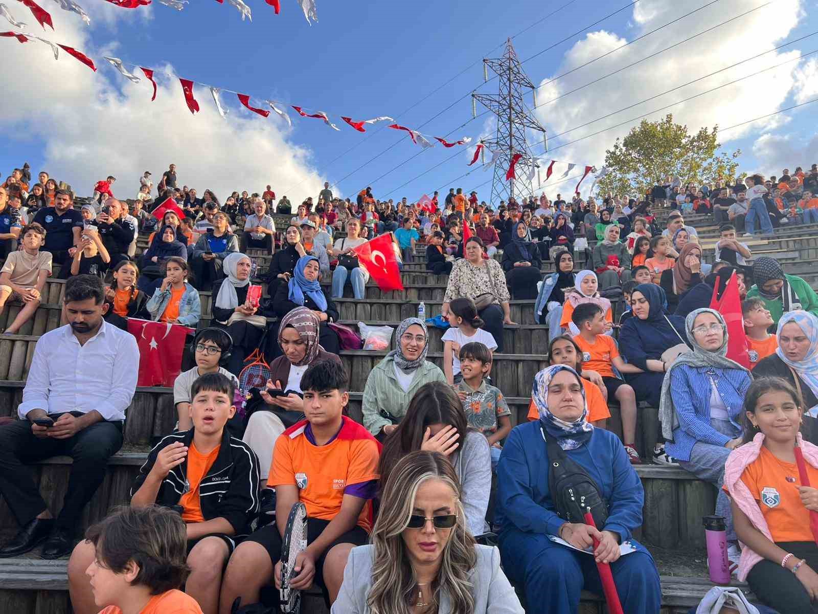 Sultangazi Belediyesi Yaz Spor Okulları sona erdi