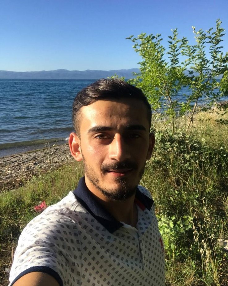 Başından vurulan genç, toprağa verildi