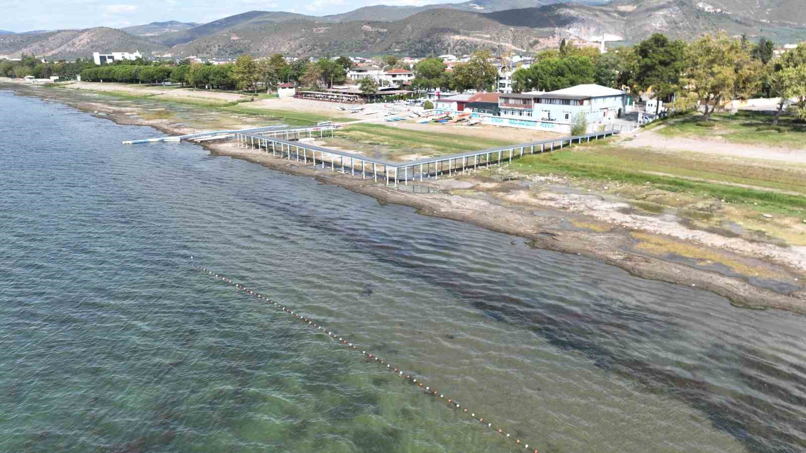 İznik Gölü kuruyor