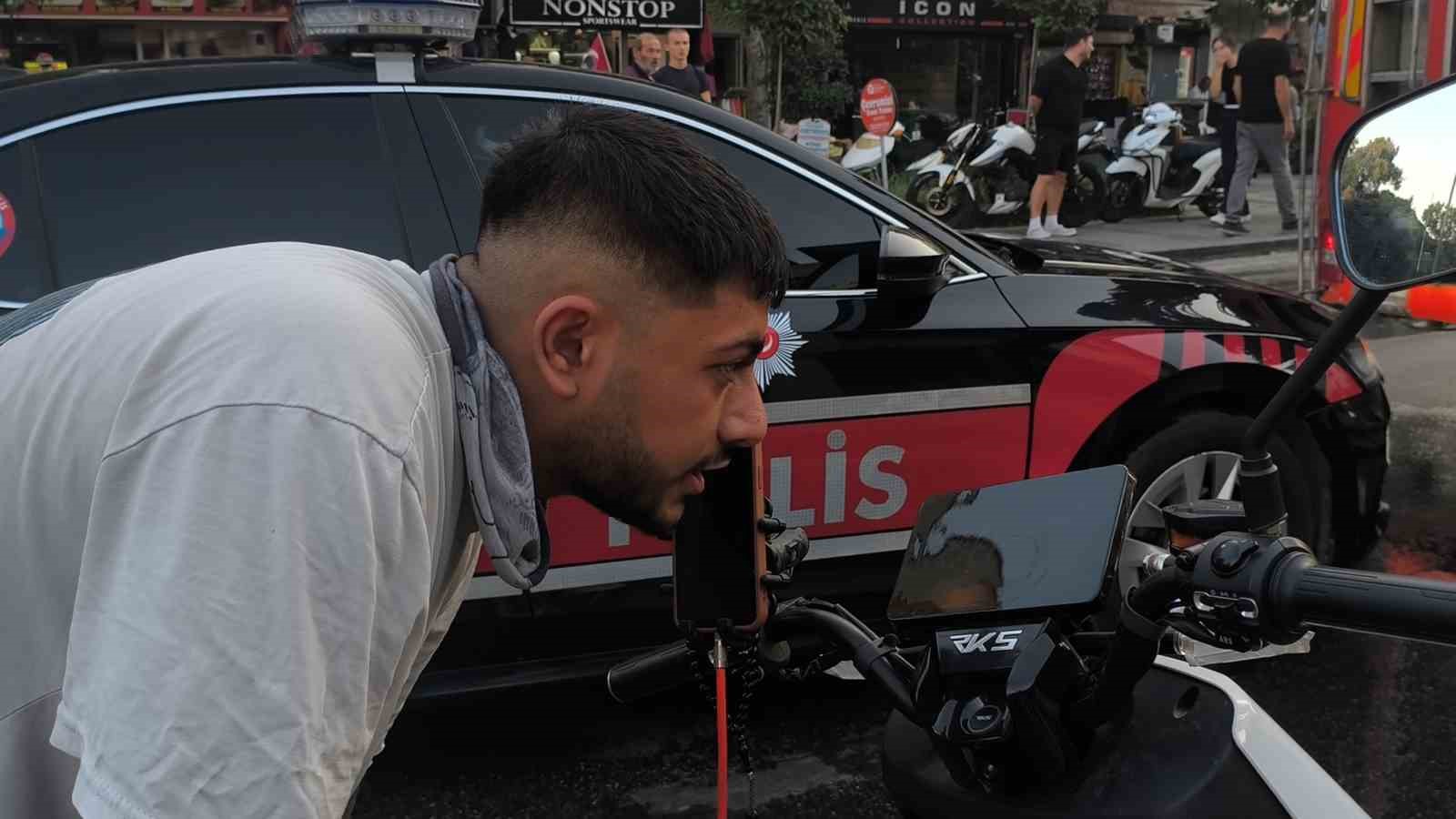 Üzerine döktüğü benzin gözlerinden ediyordu