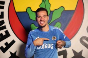 Fenerbahçe’nin Brezilyalı kalecisi Ederson’a milli davet
