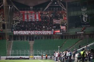 UEFA Konferans Ligi: Legia Varşova: 0 - Samsunspor: 1 (Maçı devam ediyor)