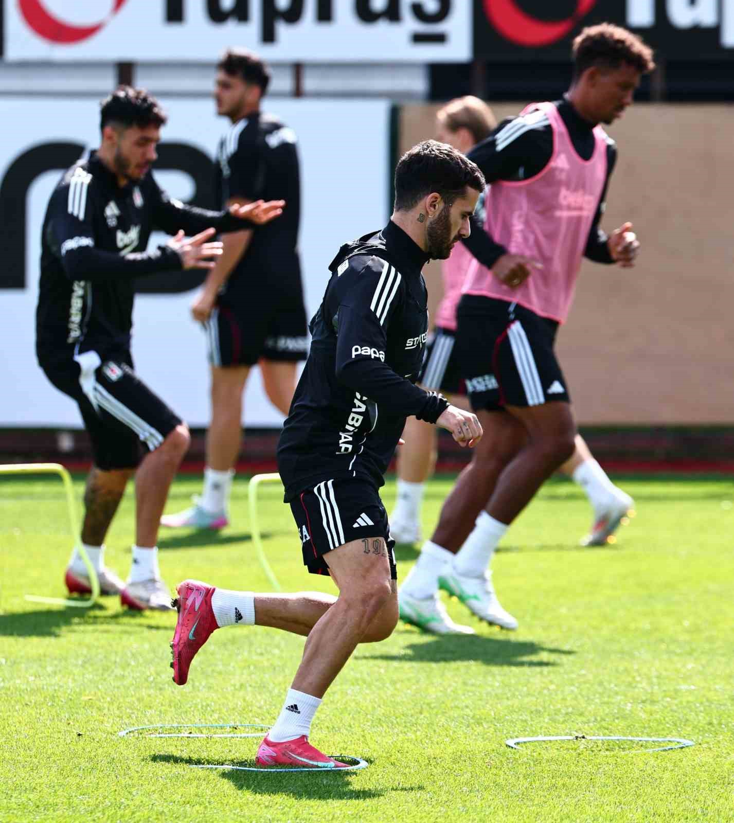 Beşiktaş’ta Galatasaray derbisinin hazırlıkları devam etti