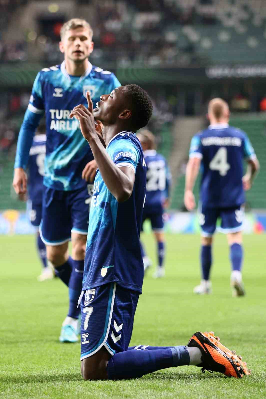 UEFA Konferans Ligi: Legia Varşova: 0 - Samsunspor: 1 (Maçı devam ediyor)
