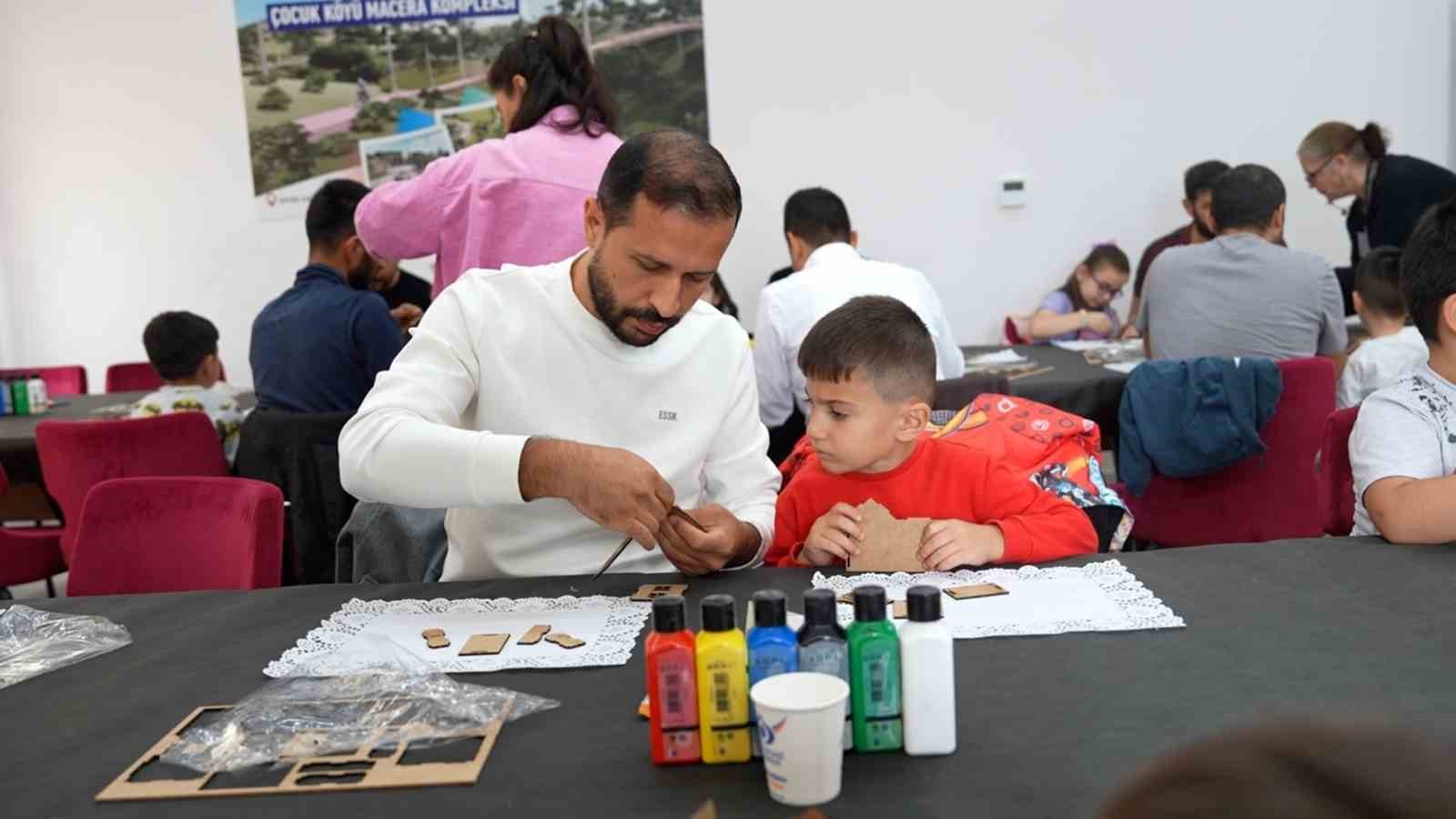 Sultangazi Belediyesi’nden Baba Çocuk Atölyesi