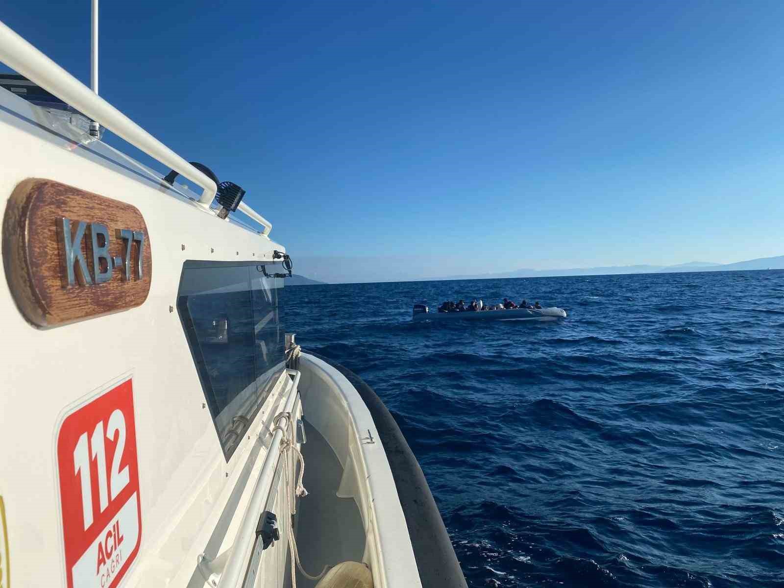 İzmir’de 72 düzensiz göçmen yakalandı, 31 göçmen kurtarıldı