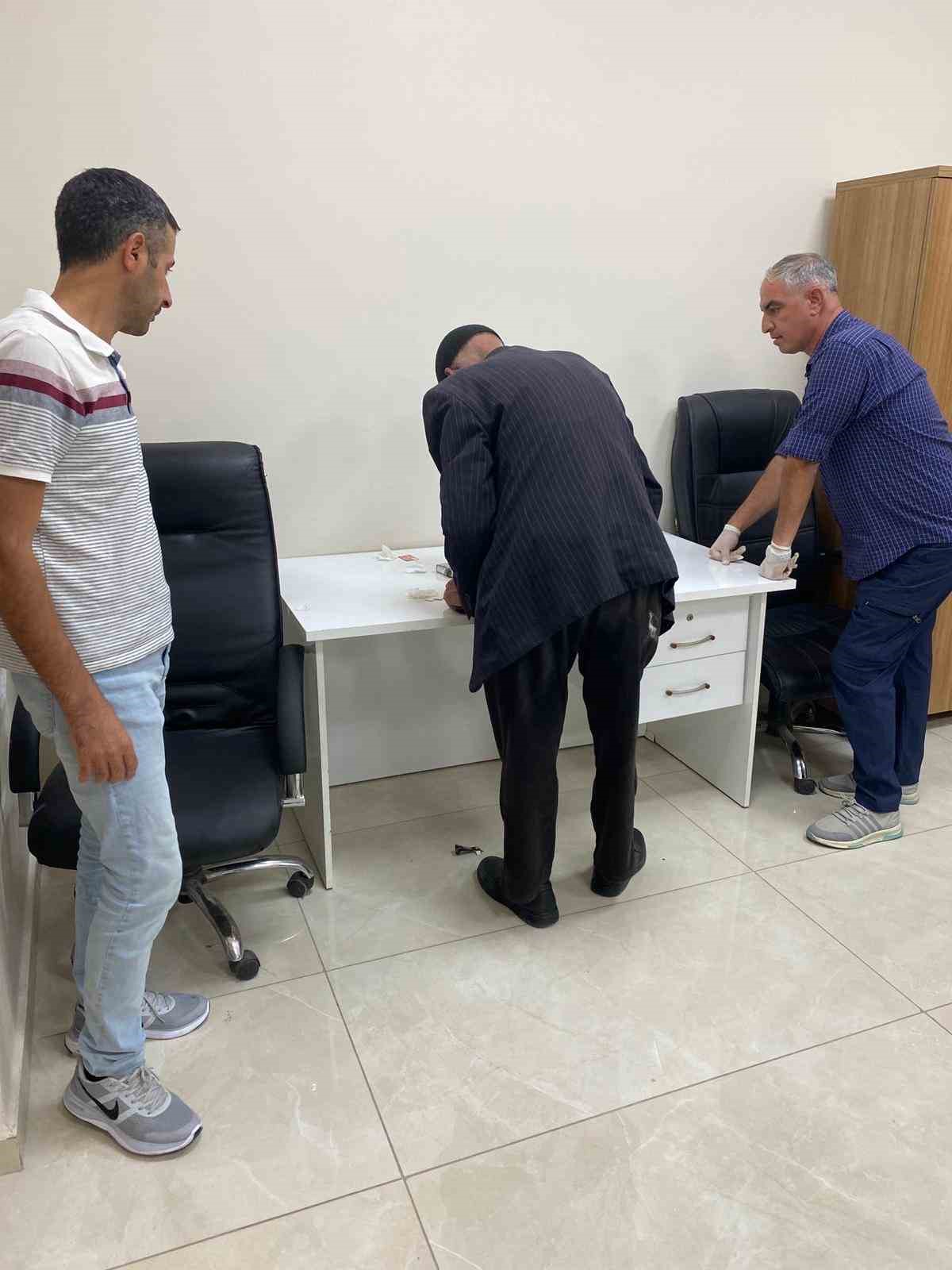 Elazığ’da dilenci operasyonu: Üzerinden 3 saatte topladığı bin 950 lira çıktı