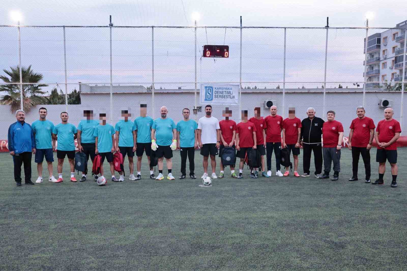 Menemen’de gençler sahada buluştu